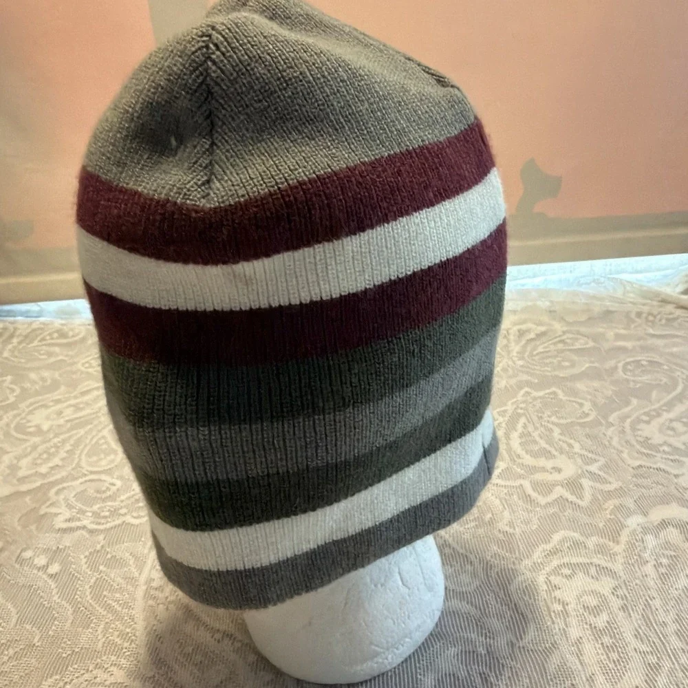 Burton snowboards Gray Burgundy Army Green White cuff slouch Beanie